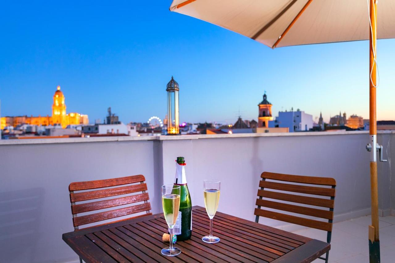 -Malagasunapts-Private Terrace Penthouse Exterior foto