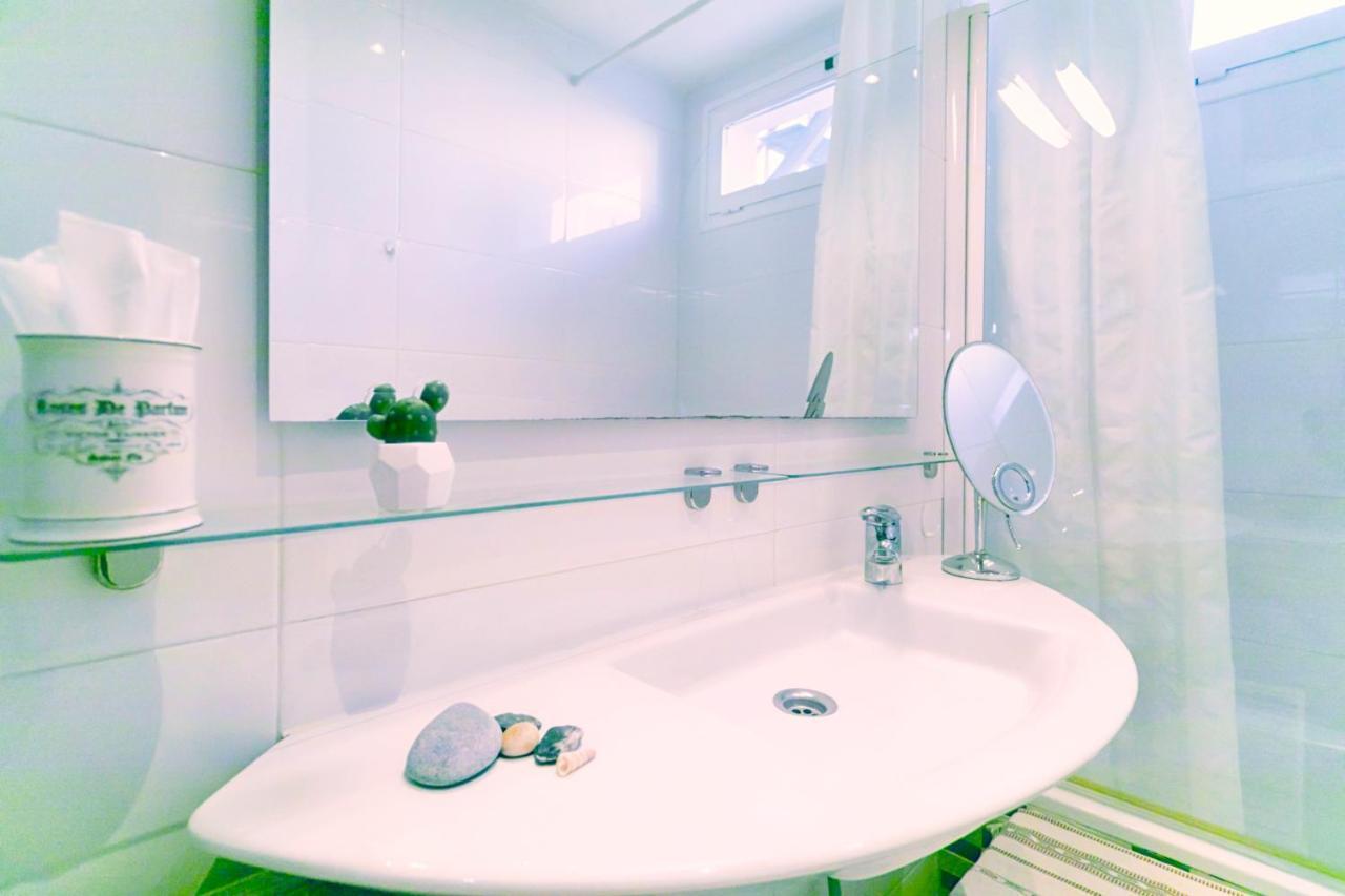 -Malagasunapts-Private Terrace Penthouse Exterior foto